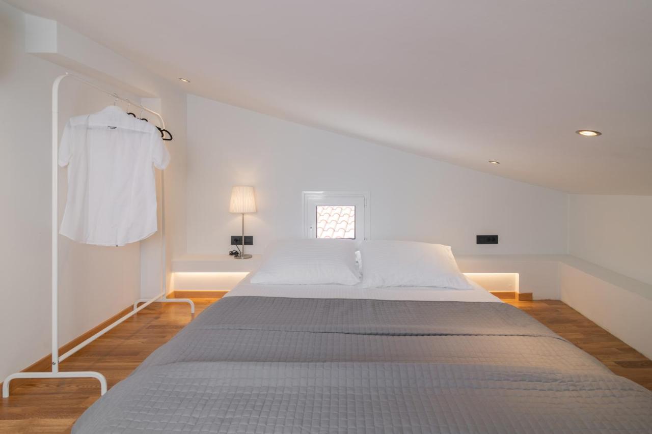 Minimal Loft With Sea View Over Zakynthos Harbor! Luaran gambar
